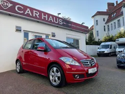 Rot Gebraucht 2010 Mercedes A200 Sport Edition Limousine | 7.950 € (Etwas zu teuer)