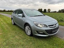 Grau Gebraucht 2013 Opel Astra Kombi | 3.299 € (Guter Preis)