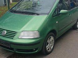 Grün Gebraucht 2001 VW Sharan Van / Kleinbus | 1.700 € (Fairer Preis)