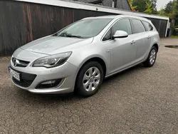 Silber Gebraucht 2015 Opel Astra Kombi | 6.899 € (Guter Preis)