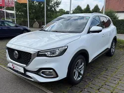 Weiß Gebraucht 2023 MG HS Luxury SUV | 23.700 € (Etwas zu teuer)