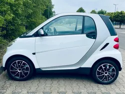 Weiß Gebraucht 2008 Smart ForTwo Coupé Coupé | 3.999 € (Etwas zu teuer)
