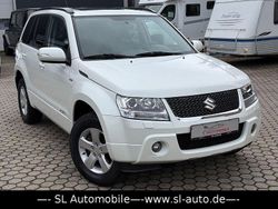 Weiß Gebraucht 2013 Suzuki Grand Vitara SUV | 12.990 € (Fairer Preis)