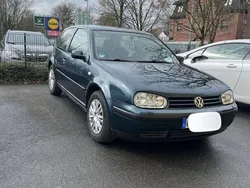 Grün Gebraucht 2000 VW Golf IV Basis Limousine | 1.300 € (Fairer Preis)