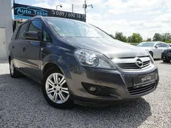Grau Gebraucht 2012 Opel Zafira Family Van / Kleinbus | 4.950 € (Fairer Preis)