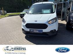 Weiss Gebraucht 2023 Ford Transit Trend Van | 16.950 € (Guter Preis)