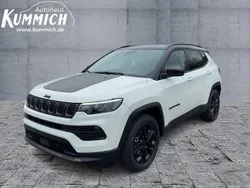 Zweifarblackierung alpine white/dach schwarz (weiß) Gebraucht 2023 Jeep Compass SUV | 27.700 € (Fairer Preis)