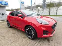 Rot Neu 2025 Ford Puma ST-Line X SUV | 27.890 € (Fairer Preis)