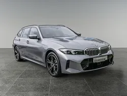 Grau Gebraucht 2024 BMW 330 M Sport Kombi | 39.990 € (Superpreis)