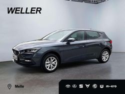 Magnetic grau metallic Neu 2025 Seat Leon Limousine | 32.290 € (Fairer Preis)