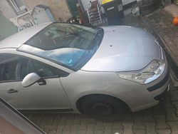 Silber Gebraucht 2007 Citroën C4 Limousine | 2.000 € (Etwas zu teuer)