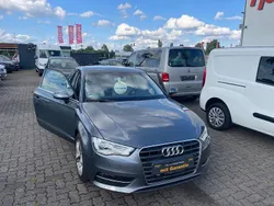 Grau Gebraucht 2016 Audi A3 Ambiente Limousine | 14.499 € (Guter Preis)