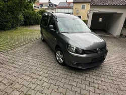 Grau Gebraucht 2011 VW Caddy Maxi Van / Kleinbus | 8.200 € (Fairer Preis)