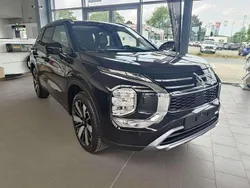 Panther schwarz metallic Neu 2025 Mitsubishi Outlander Edition SUV | 52.590 €