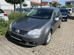 Grau (metallic) Gebraucht 2009 VW Golf VI United Limousine | 5.900 € (Fairer Preis)
