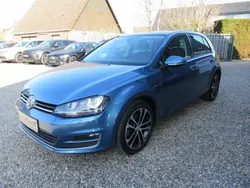 Blau Gebraucht 2015 VW Golf VII LOUNGE Limousine | 11.950 € (Fairer Preis)