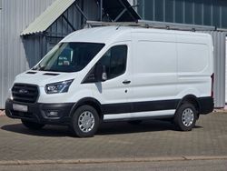 Frostweiß Gebraucht 2021 Ford Transit Van / Kleinbus | 21.990 €