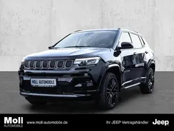 Black clear coat Gebraucht 2022 Jeep Compass SUV | 34.790 € (Teuer)
