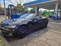 Schwarz Gebraucht 2007 BMW 325 Cabriolet Cabrio | 8.490 € (Guter Preis)