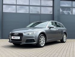 Silber Gebraucht 2015 Audi A4 Ambiente Limousine | 11.500 € (Fairer Preis)
