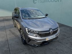 Grau Gebraucht 2024 Renault Espace Techno Van / Kleinbus | 38.645 € (Teuer)