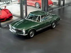 Moosgrün metallic Gebraucht 1968 Mercedes SL280 Cabrio | 121.000 €