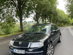 Schwarz Gebraucht 2006 Skoda Superb Limousine | 2.600 €