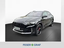 Mythosschwarz metallic Neu 2025 Audi RS Q8 Performance SUV | 196.690 €