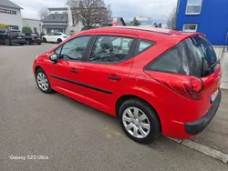 Rot Gebraucht 2009 Peugeot 207 CC Cabrio | 3.300 € (Guter Preis)