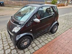 Schwarz Gebraucht 2007 Smart ForTwo Coupé Passion Coupé | 1.590 € (Superpreis)