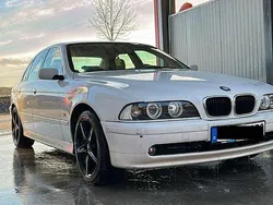 Weiß Gebraucht 2001 BMW 530 Limousine | 5.800 € (Fairer Preis)