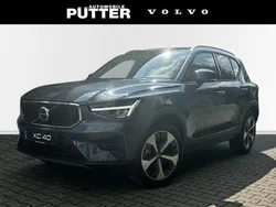 Blau Neu 2025 Volvo XC40 Core SUV | 44.490 € (Etwas zu teuer)