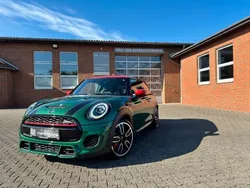Grün Gebraucht 2020 Mini John Cooper Works Kleinwagen | 26.300 € (Fairer Preis)