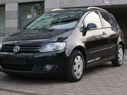 Schwarz Gebraucht 2010 VW Golf Plus Cross Highline Van / Kleinbus | 5.999 € (Fairer Preis)