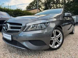 Grau Gebraucht 2015 Mercedes A180 Limousine | 14.890 € (Fairer Preis)