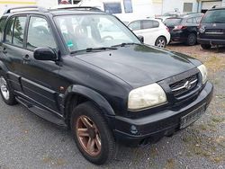 Schwarz Gebraucht 2000 Suzuki Grand Vitara Comfort SUV | 3.000 €