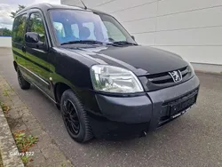 Schwarz Gebraucht 2006 Peugeot Partner Tendance Van / Kleinbus | 3.290 € (Fairer Preis)