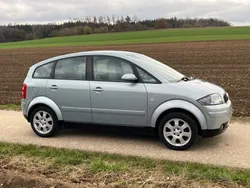 Blau Gebraucht 2001 Audi A2 Comfort Kleinwagen | 5.200 € (Etwas zu teuer)