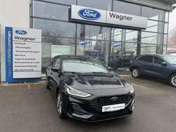 Schwarz Neu 2024 Ford Focus ST-Line X Limousine | 29.930 € (Teuer)