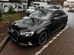 Schwarz Gebraucht 2018 Audi A3 Comfort Limousine | 23.000 € (Teuer)