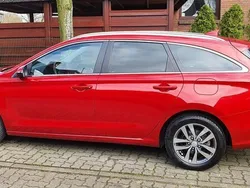 Rot Gebraucht 2020 Hyundai i30 Style Kombi | 17.480 € (Fairer Preis)