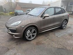 Grau Gebraucht 2013 Porsche Cayenne S SUV | 29.950 €