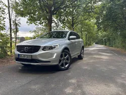 Silber Gebraucht 2015 Volvo XC60 SUV | 11.000 € (Superpreis)