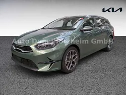 Experience green met. (exg) Gebraucht 2024 Kia Ceed Sportswagon Spirit Kombi | 23.700 € (Superpreis)