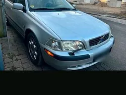 Silber Gebraucht 2003 Volvo V40 Kombi | 1.800 € (Etwas zu teuer)