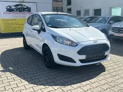 Weiß Gebraucht 2013 Ford Fiesta Trend Kleinwagen | 4.990 € (Etwas zu teuer)