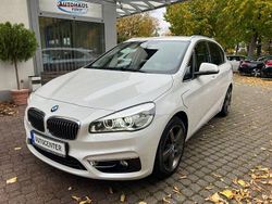 Weiß Gebraucht 2016 BMW 225 Luxury Line Van / Kleinbus | 14.900 € (Fairer Preis)