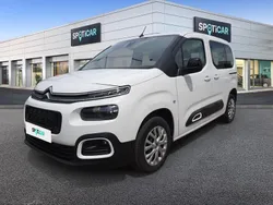 Weiß Gebraucht 2023 Citroën Berlingo Feel Van / Kleinbus | 19.290 € (Guter Preis)