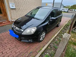 Schwarz Gebraucht 2006 Opel Zafira Van / Kleinbus | 3.200 € (Fairer Preis)
