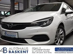 Weiß Gebraucht 2021 Opel Astra Elegance Kombi | 14.980 € (Etwas zu teuer)